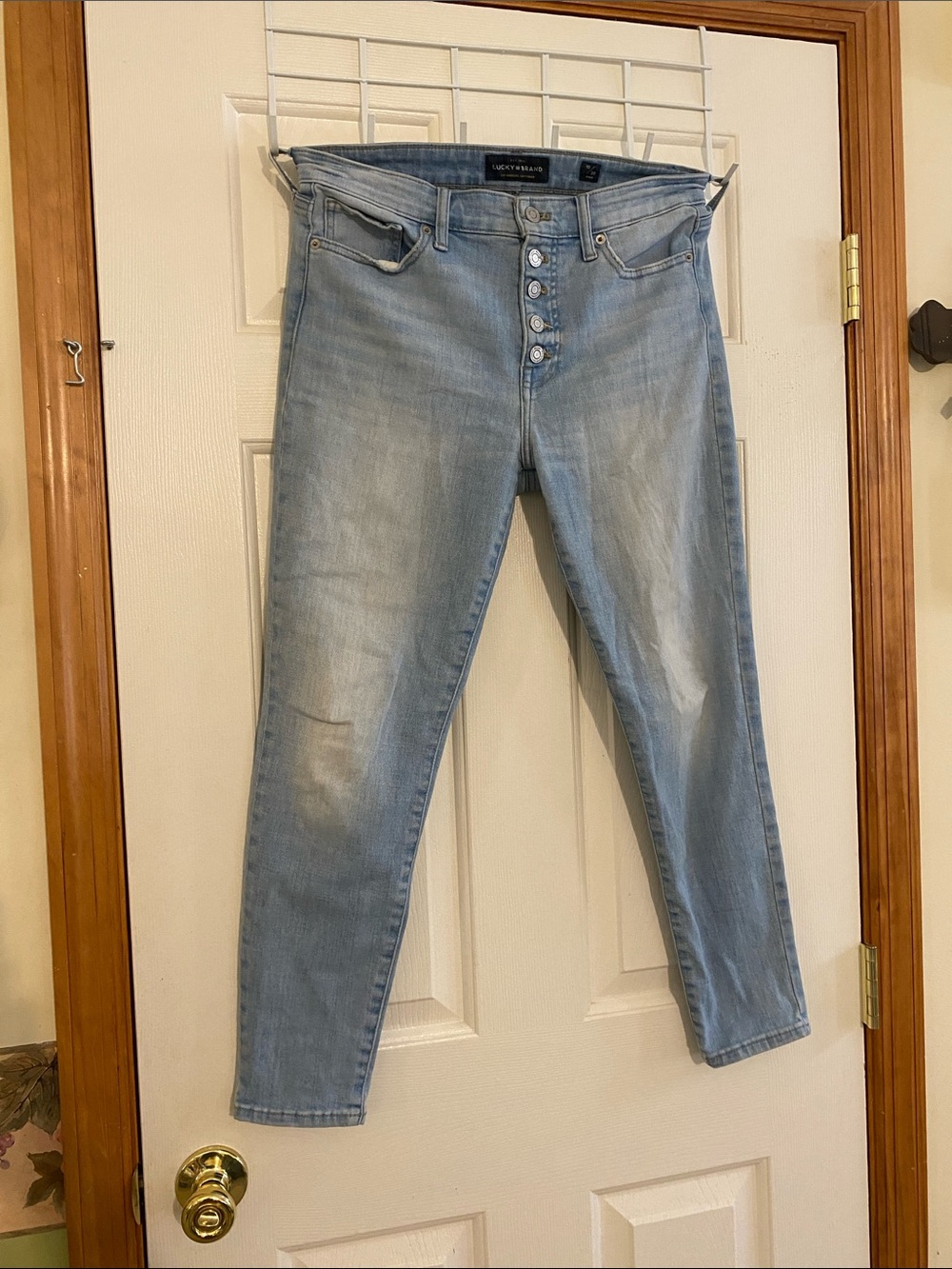 Lucky Brand Light Wash Skinny Button-Fly Jeans